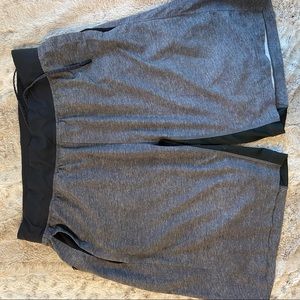 Men’s large lululemon shorts